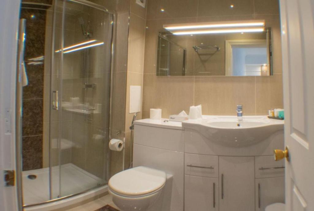 Tong Park Hotel Bagian luar foto