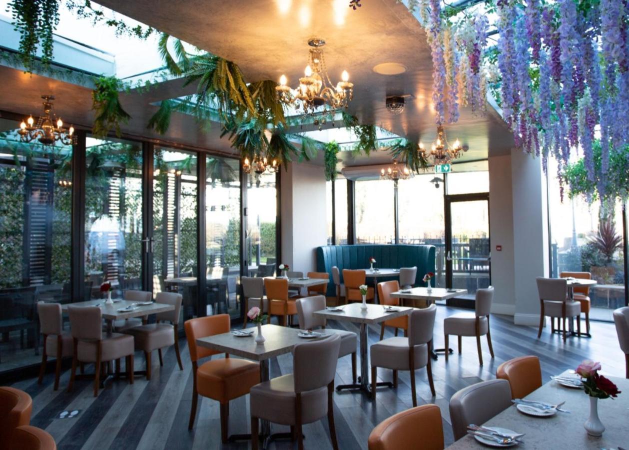 Tong Park Hotel Bagian luar foto